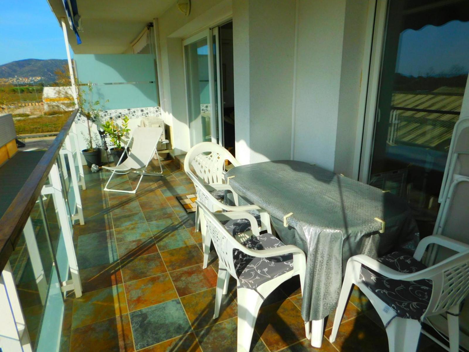 Gmid Immo Apartamento Portomarina Ρόζες Εξωτερικό φωτογραφία
